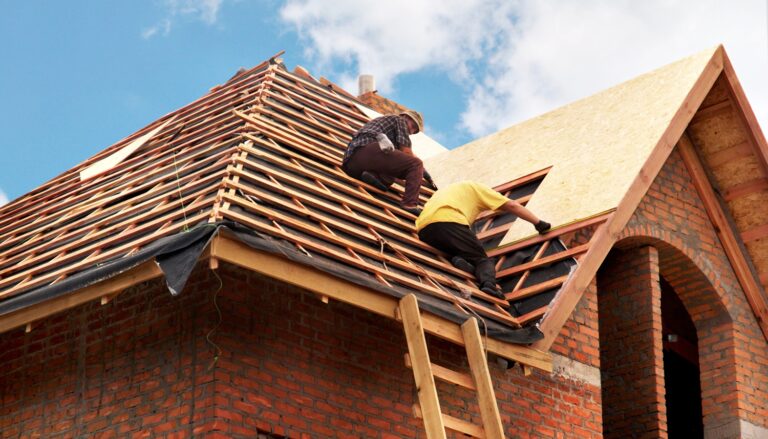 Dachkehle richtig ausführen – Aufbau, Abdichtung und typische Problemstellen